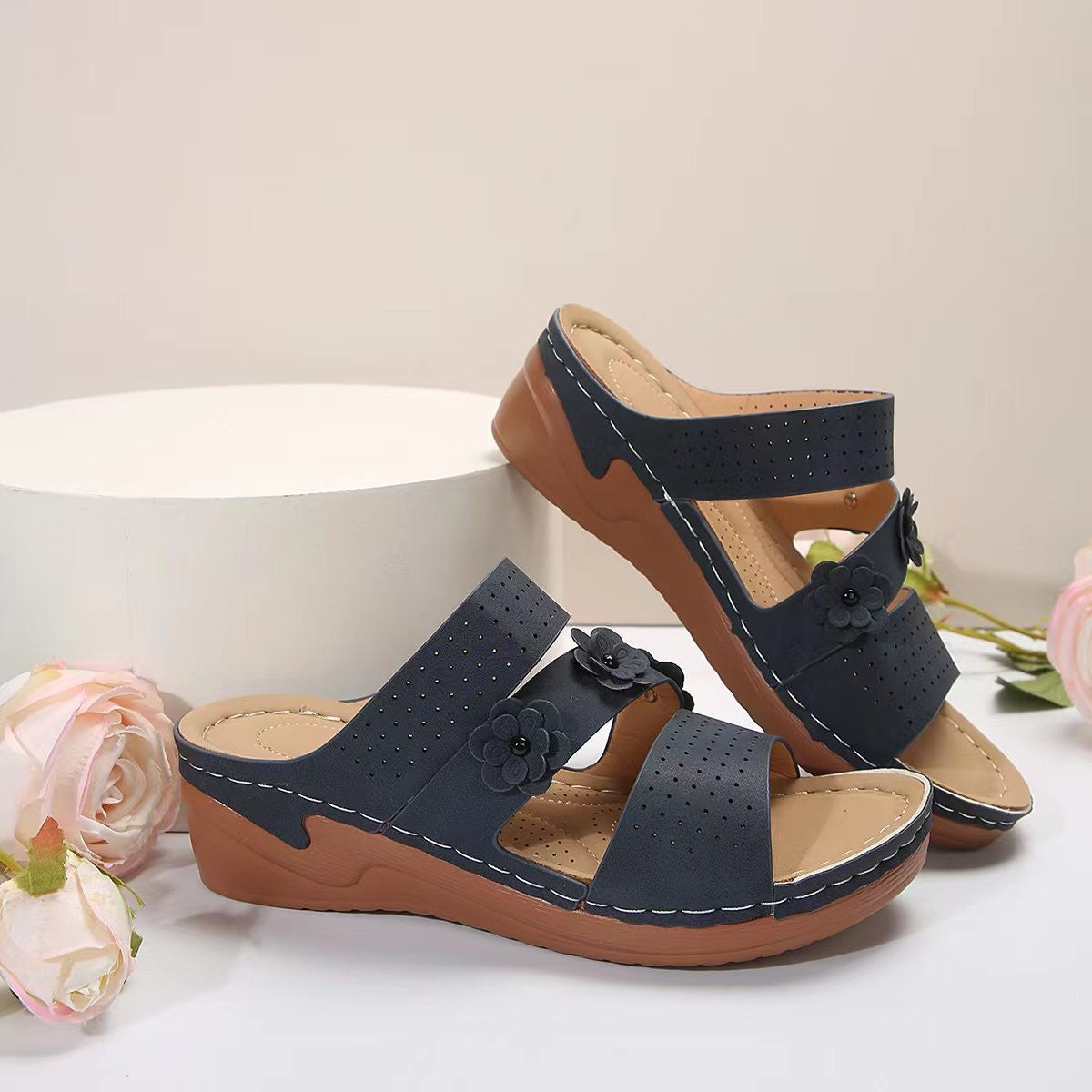Damen Komfortable Keil-Pantoletten mit floralem Design