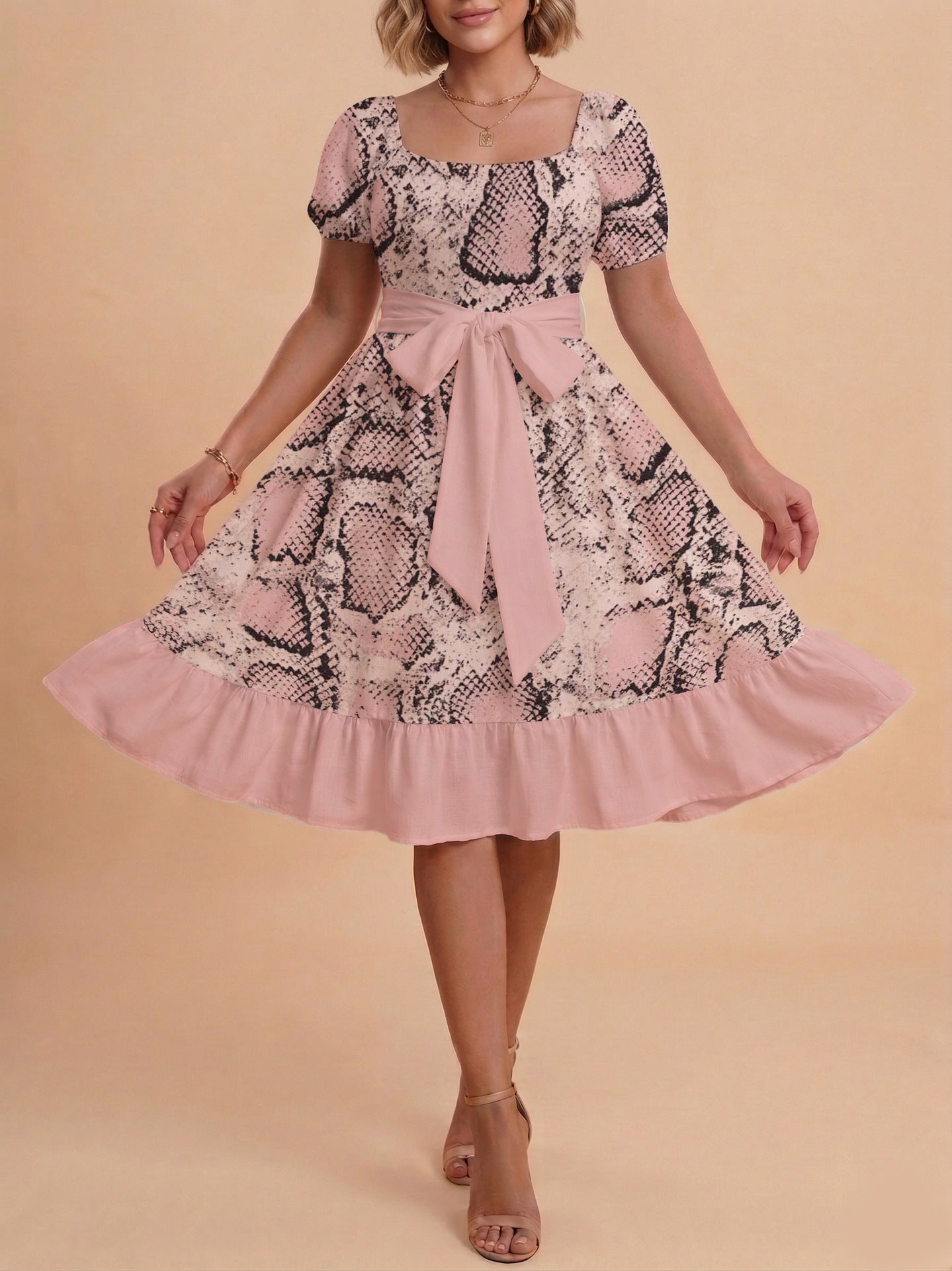 Damen schickes Glitzerkleid mit tailliertem Schnitt und Rüschensaum EB