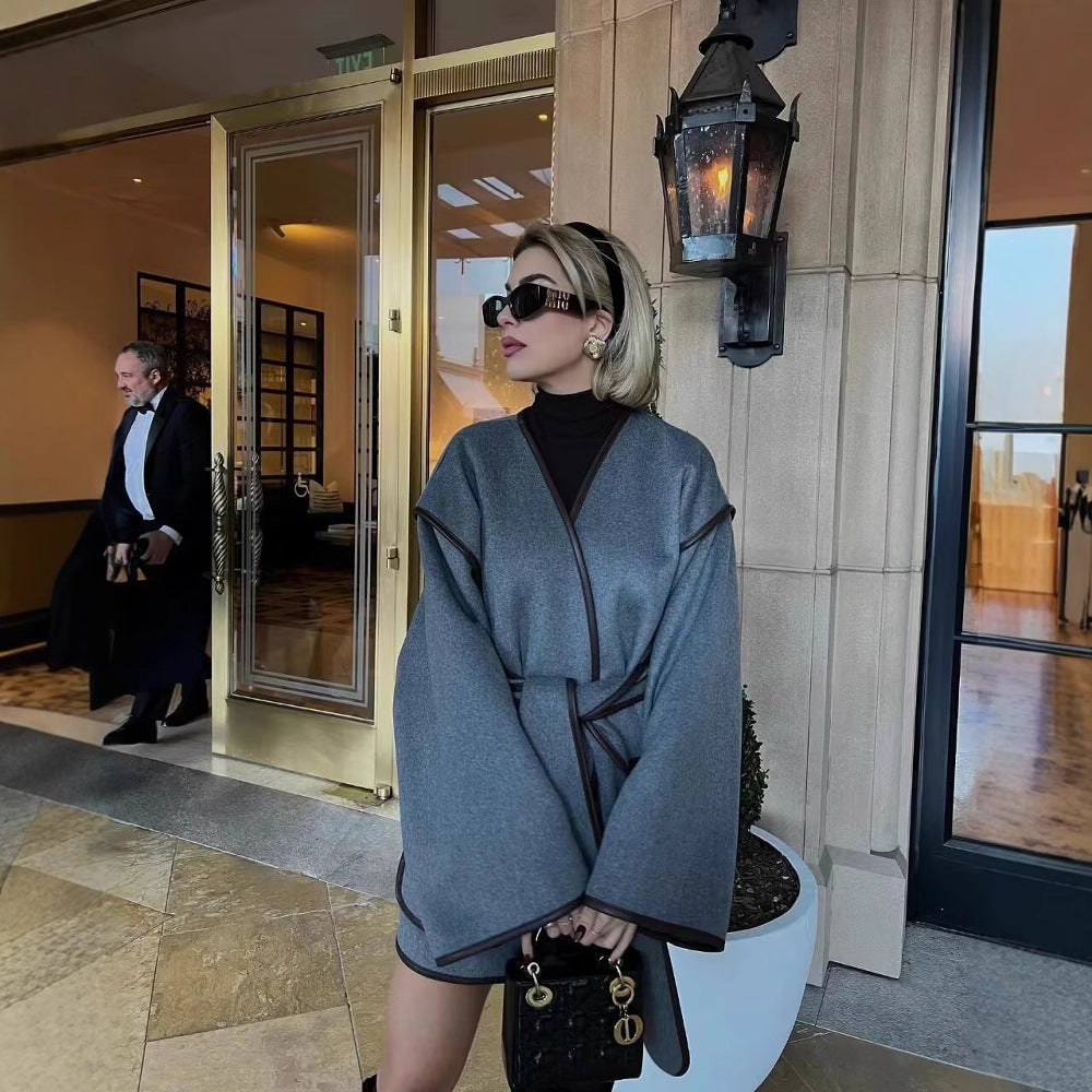 Damen Wickeljacke im modernen Design mit praktischen Taschen und Bindegürtel R&B