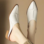 Damen Modische Slipper mit elegantem Nagel-Design und komfortablem Absatz