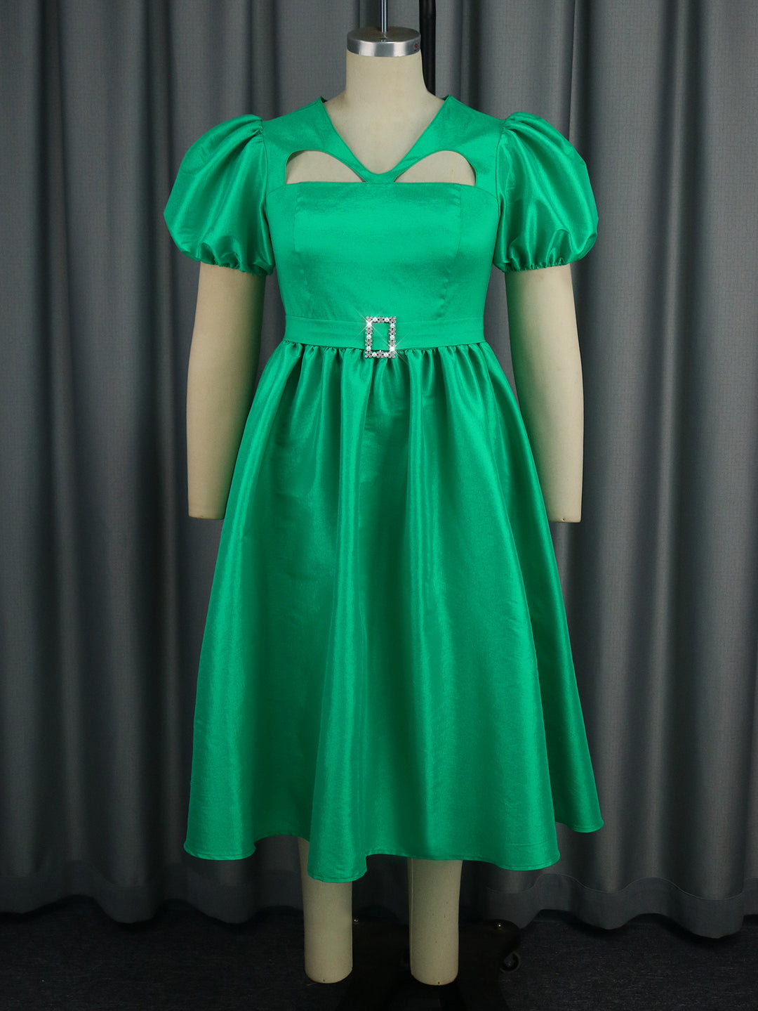 Damen Abendkleid mit modischen Puffärmeln und einzigartigem Cut-Out-Design R&B