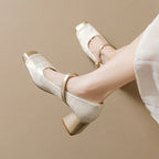 Damen elegante Ballerinas mit schickem Riemen und moderner Quersehne