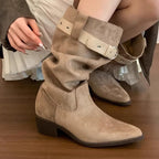 Damen Rustikale Wildleder-Stiefel mit modischem Falten-Design und verstellbarem Riemen R&B