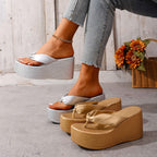 Damen elegante Keil-Sandalen mit glänzenden Details R&B