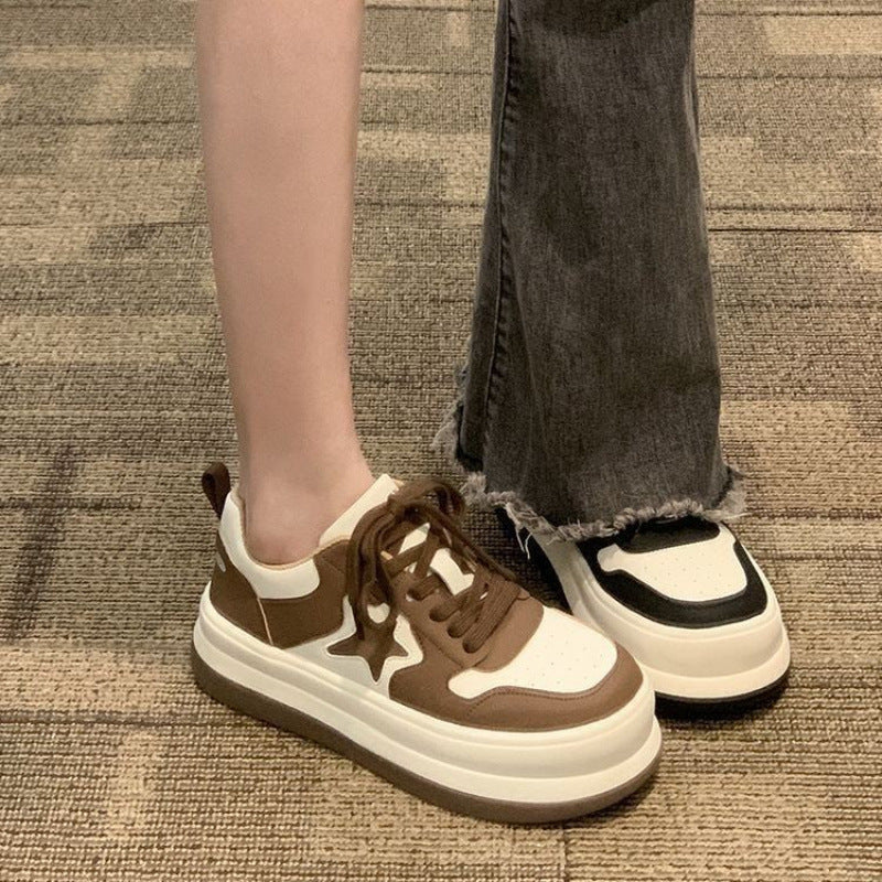 Damen Plateausneaker mit trendigem Sternen-Design R&B
