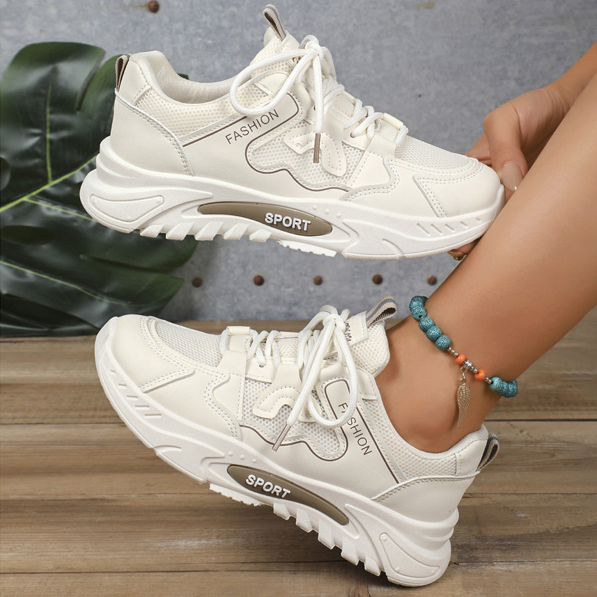 Damen Sportliche Sneakers mit atmungsaktivem Obermaterial und rutschfester Sohle R&B