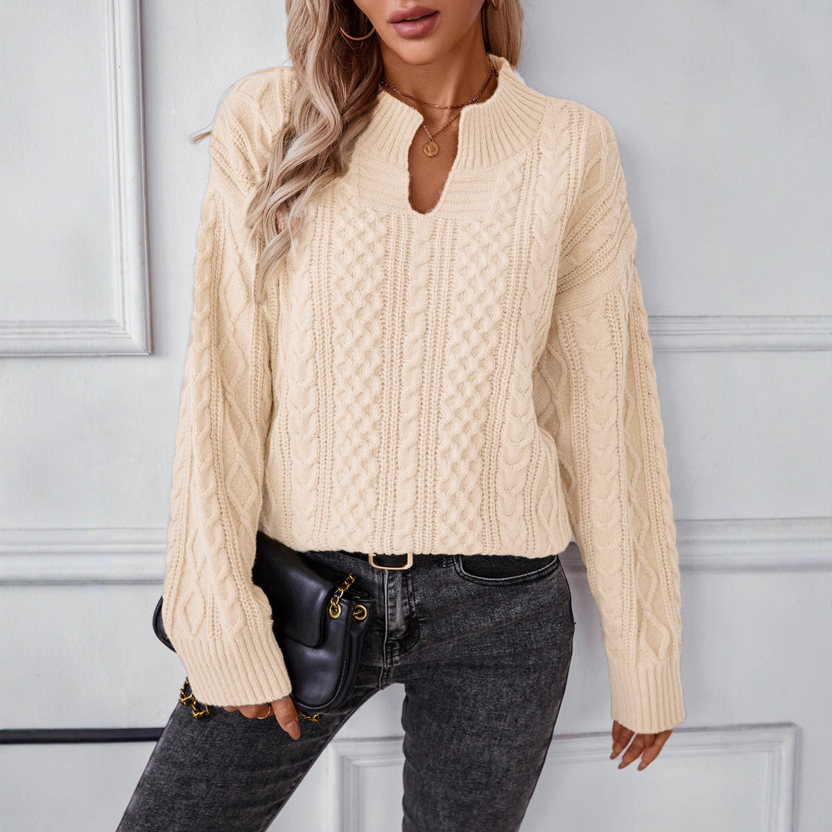 Damen modischer Strickpullover mit einzigartigem Zopfdesign und Rundhalsausschnitt