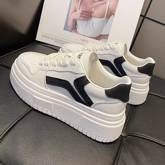 Damen Plattform-Sneaker mit sportlichem Design und verstärktem Ferseneinsatz R&B