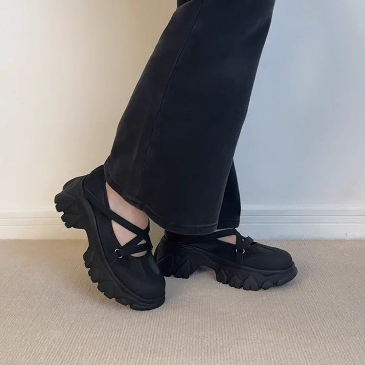 Damen Bequeme Slipper mit stylischem Kreuzband und dicker Profilsohle R&B