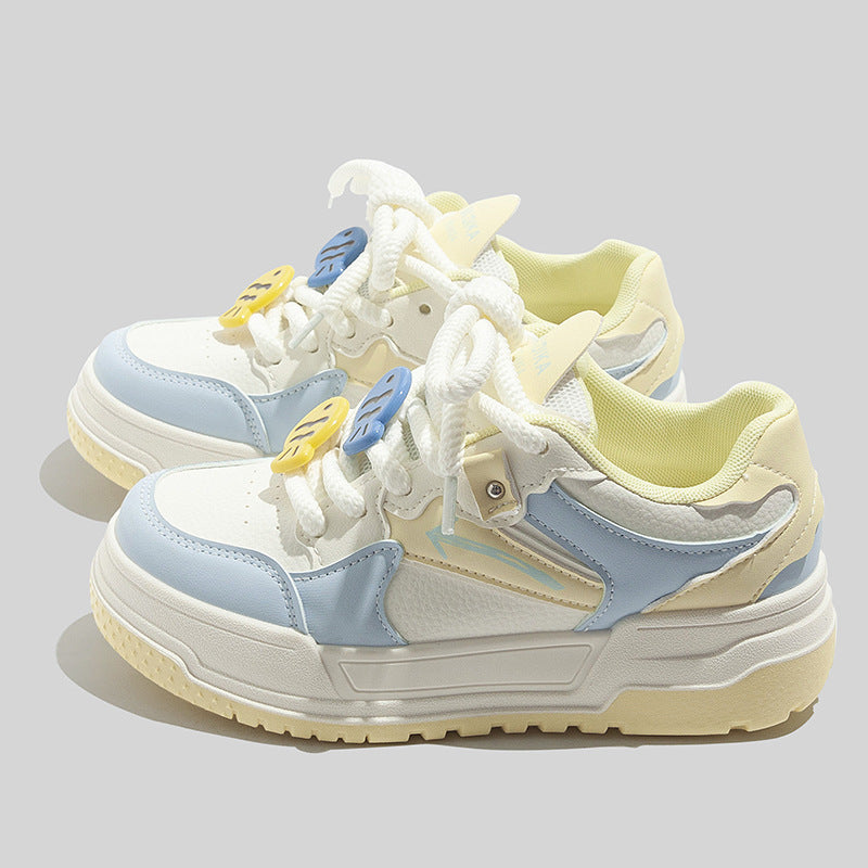 Damen Sportliche Plattform Sneakers mit atmungsaktiver Oberfläche und einzigartigem Design