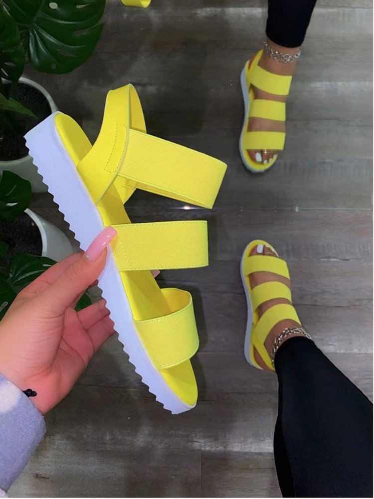 Damen Anpassbare Zehensandalen mit breiten Riemen R&B
