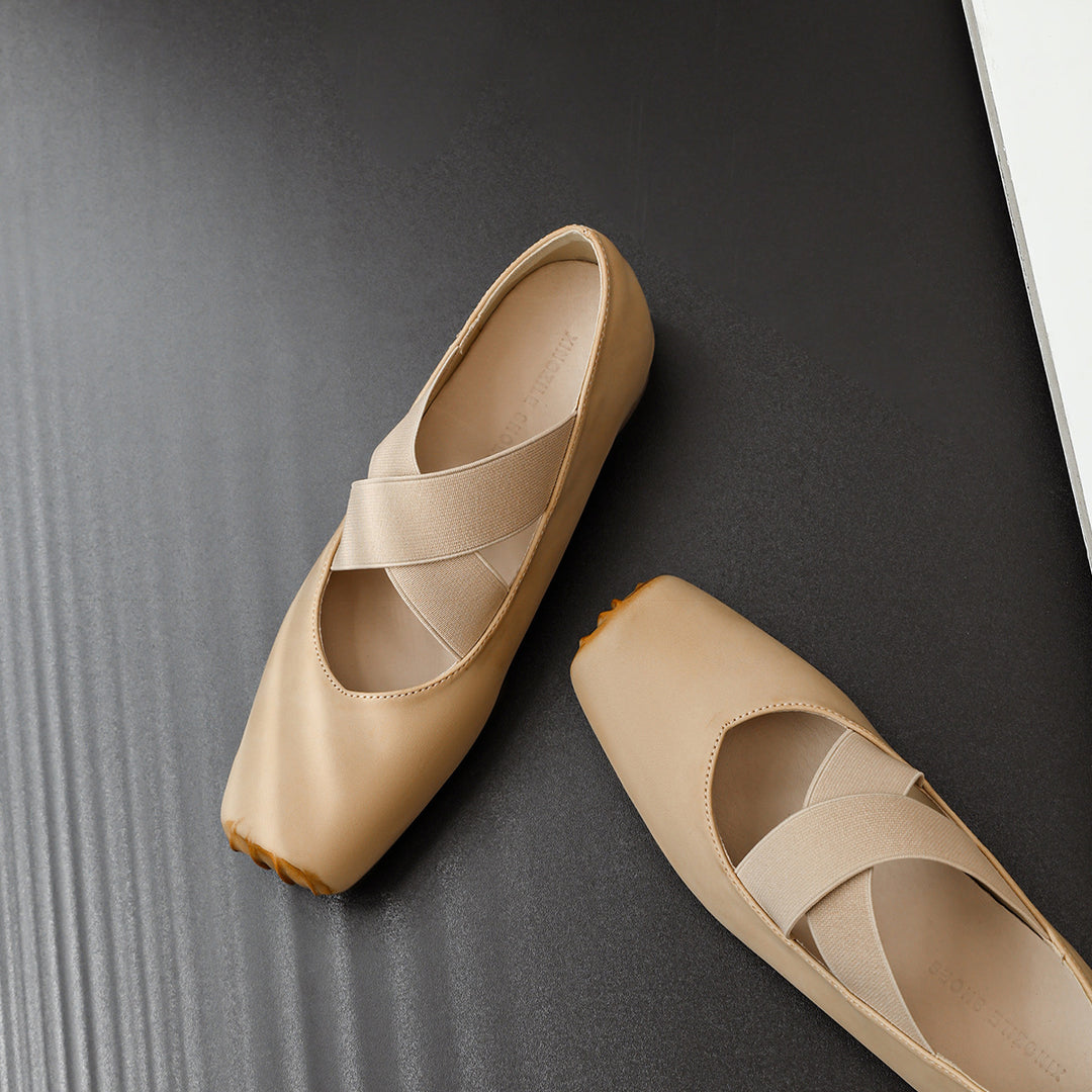 Damen elegante Ballerinas mit elastischen Riemen und glänzender Leder-Oberfläche R&B