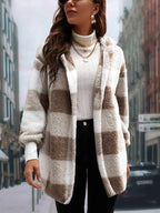 Damen Kuschelige Fleecejacke mit Karomuster und kapuziertem Design