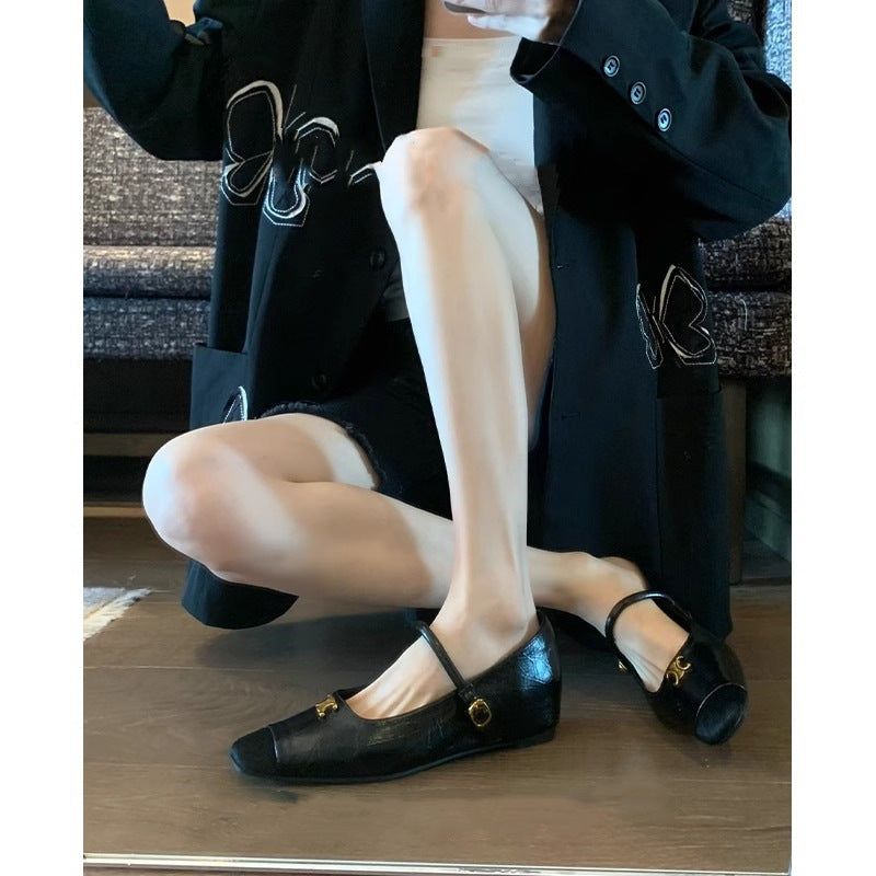 Damen elegante Ballerinas mit modischem Riemen und geschmackvollem Schmuckdetail R&B