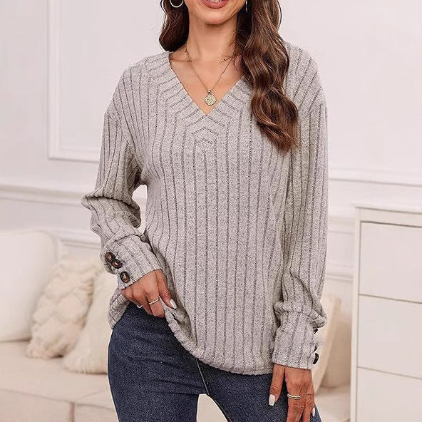 Damen Strickpullover mit V-Ausschnitt und dekorativen Knopfdetails
