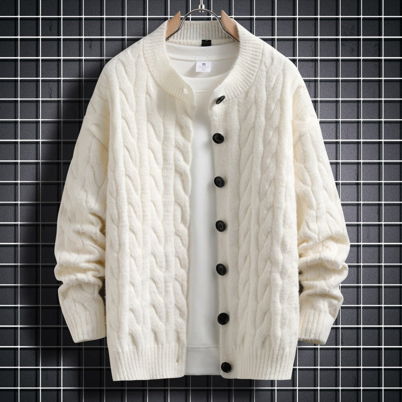 Herren Strickjacke mit modernem Zopfmuster und durchgehendem Knopfverschluss R&B