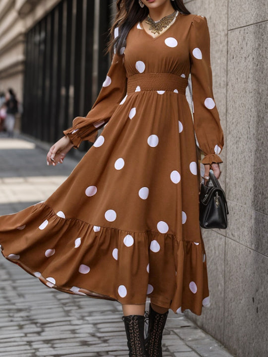 Damen Elegantes Maxi-Kleid mit modischem Punkte-Design und Taillenbetonung R&B