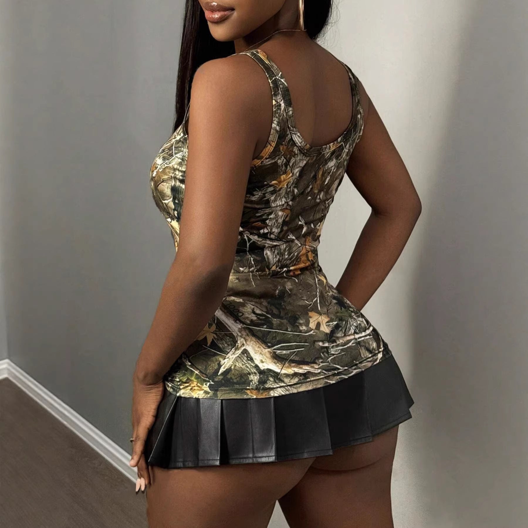 Damen Funktionales Camouflage-Top mit V-Ausschnitt R&B