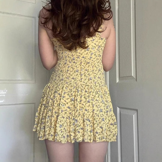 Damen Blumiges A-Linien Sommerkleid mit Rüschensaum und Spaghettiträgern R&B