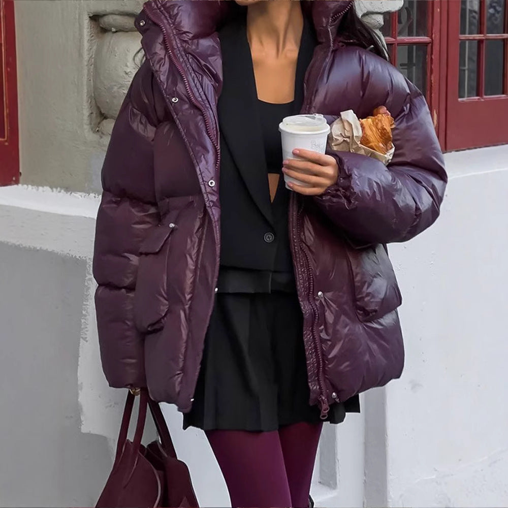 Damen Oversized Daunenjacke mit sichtbarem Steppdesign und hohem Kragen R&B