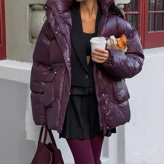 Damen Oversized Daunenjacke mit sichtbarem Steppdesign und hohem Kragen R&B