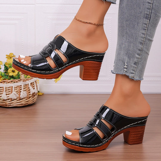 Damen Komfortable und elegante Plattform-Pantoletten mit Dekorativem Riemen R&B