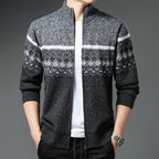 Herren Strickjacke mit hohem Kragen und attraktiven Mustern