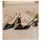 Damen Slingback Pumps mit dekorativen Metallakzenten und komfortablem Blockabsatz R&B