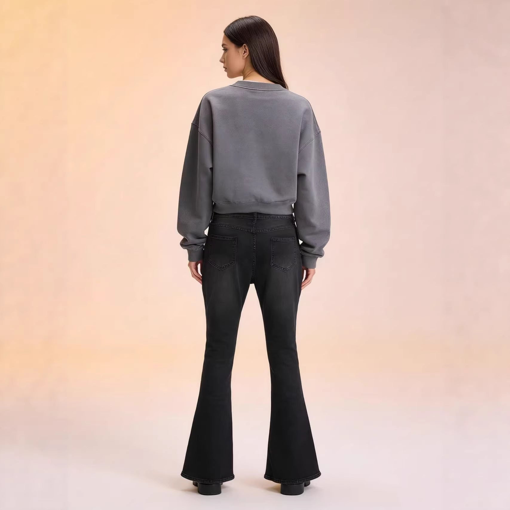Damen Flared Jeans mit hohem Bund und eleganten Nahtdetails