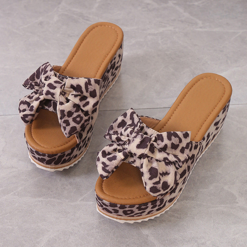 Damen Plattform-Sandalen mit modischem Leopardenmuster und eleganter Schleife R&B