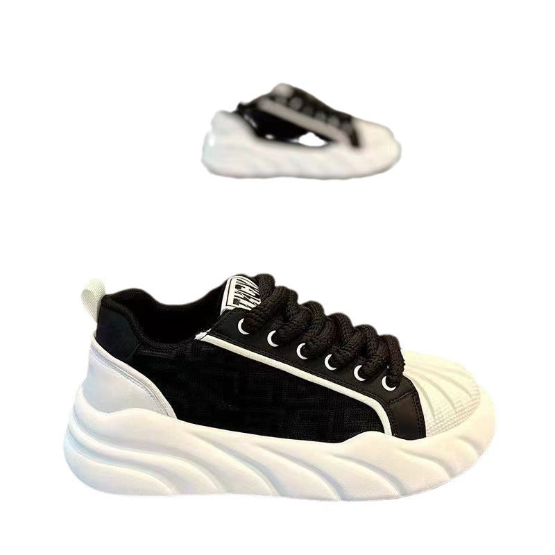 Damen Sportliche Sneaker mit texturierter Oberfläche und dämpfender Sohle R&B