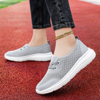 Damen Sportliche und atmungsaktive Freizeitsneakers mit elastischem Schnürsystem R&B