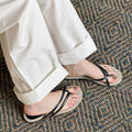 Damen Zehentrenner-Sandalen mit flexiblem Fußbett und elegantem Riemendesign R&B