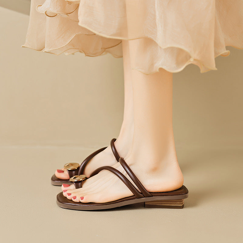 Damen elegante Zehentrenner-Sandalen mit modischem Riemendesign und Glanzakzent
