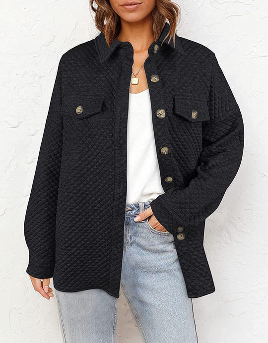 Damen gestepptes Overshirt mit Taschen und Knopfdetails R&B