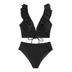 Damen Oberteil mit Rüschen und hohen Bikinihosen