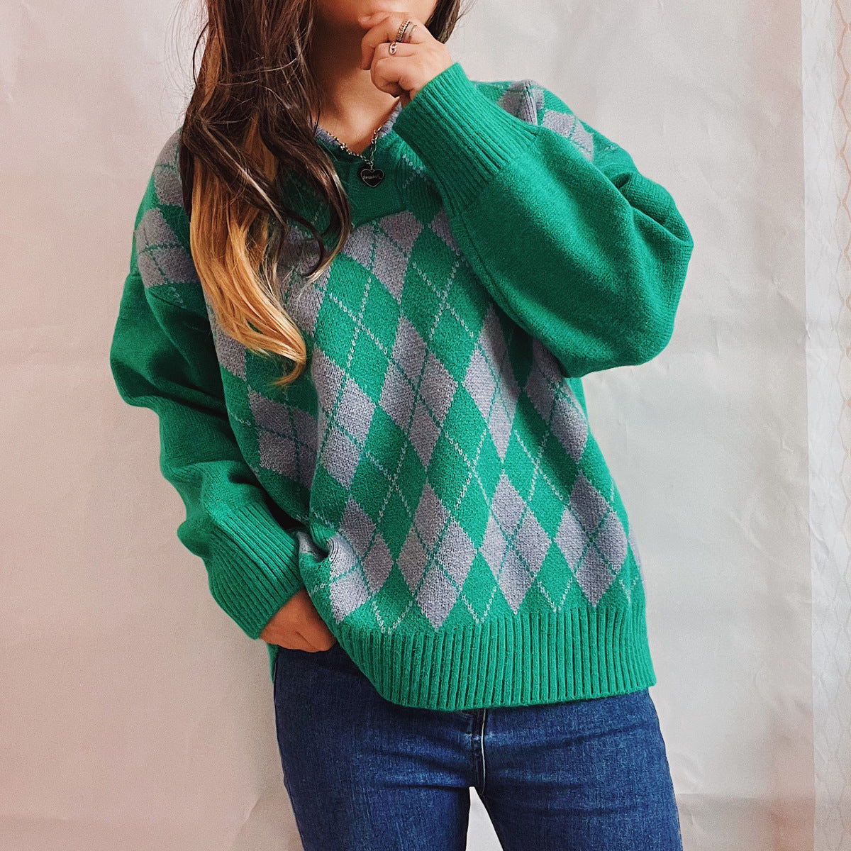 Damen Strickpullover mit klassischem Rauten-Design und modernem Schnitt R&B