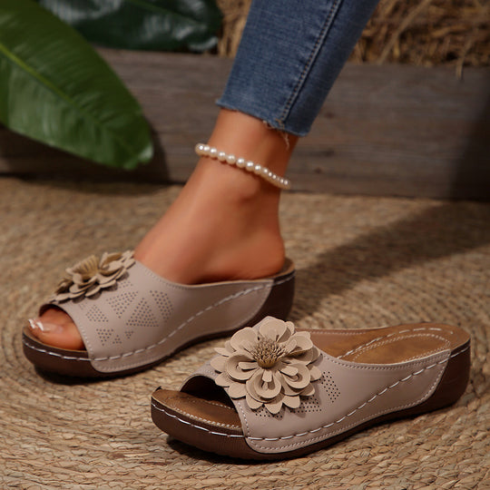 Damen bequeme Sandalen mit floralem Dekor und atmungsaktiver Lochstruktur R&B