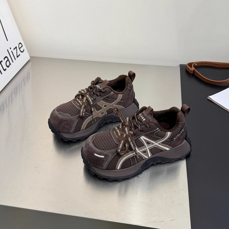Damen Sportliche Freizeit Sneaker mit atmungsaktiver Obermaterialstruktur und robustem Profil R&B