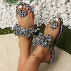 Damen Zehentrenner-Sandalen mit buntem Schmetterlingsdesign und modischem Schleifenakzent R&B