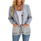 Damen gemütliche Strickjacke mit großen aufgesetzten Taschen und Knöpfen