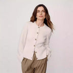 Damen elegante Strickjacke mit Knopfdetails und praktischen Taschen R&B