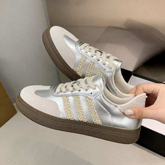 Damen Sportliche Sneakers aus hochwertigem Glattleder mit modischen Akzenten R&B