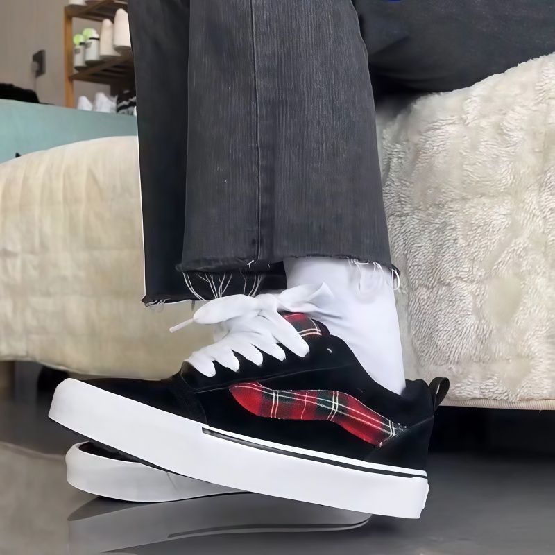 Damen Modische Sneakers mit kariertem Design und bequemem Fußbett