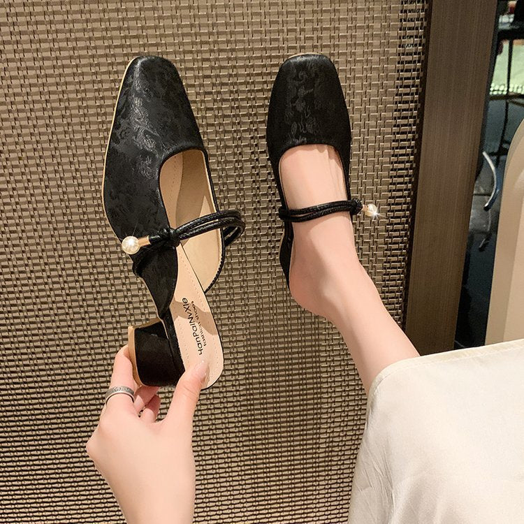 Damen modische Mules mit schicker Perlenapplikation und elegantem Blockabsatz R&B