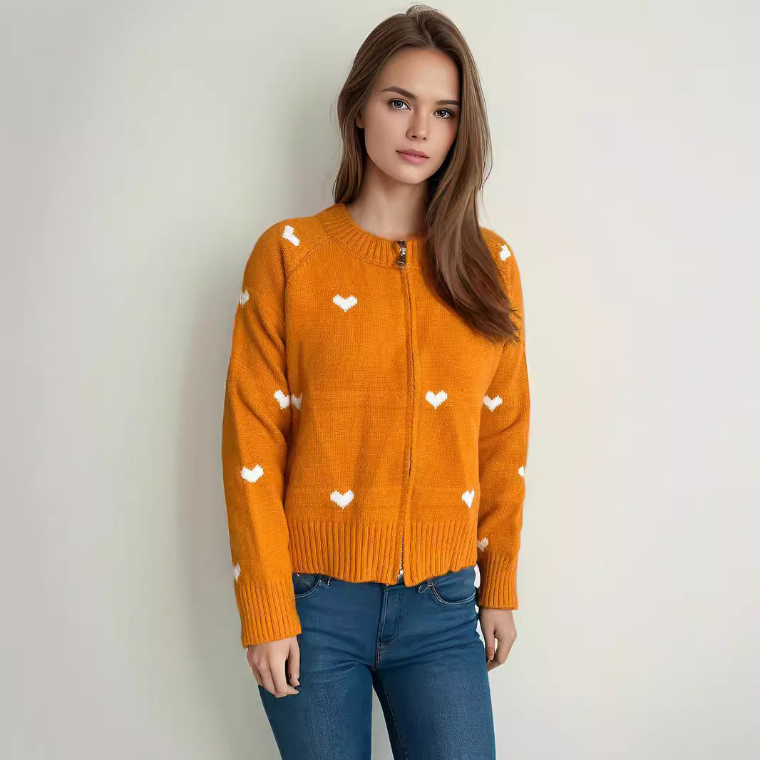 Damen Strickjacke mit Herzmotiv und modernem Reißverschluss R&B