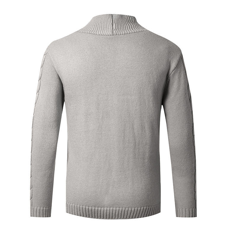 Herren Strickjacke mit elegantem Zopfmuster und hohem Kragen