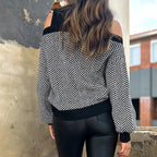 Damen Strickpullover mit Schulterfreiem Design und Stilvollem Zickzackmuster R&B