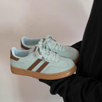 Damen Sneakers mit weichem Obermaterial und trendigen Farbakzenten