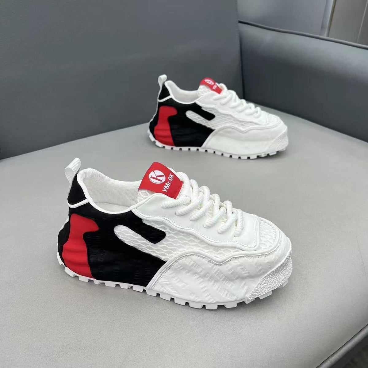Damen Sportliche Sneakers mit atmungsaktiven Einsätzen und robustem Profil R&B